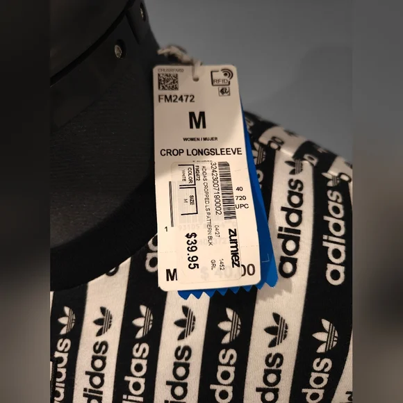 ❗NWT Adidas Black and White Women's Crop Long Sleeve Logo Top Size Medium - Picture 2 of 5